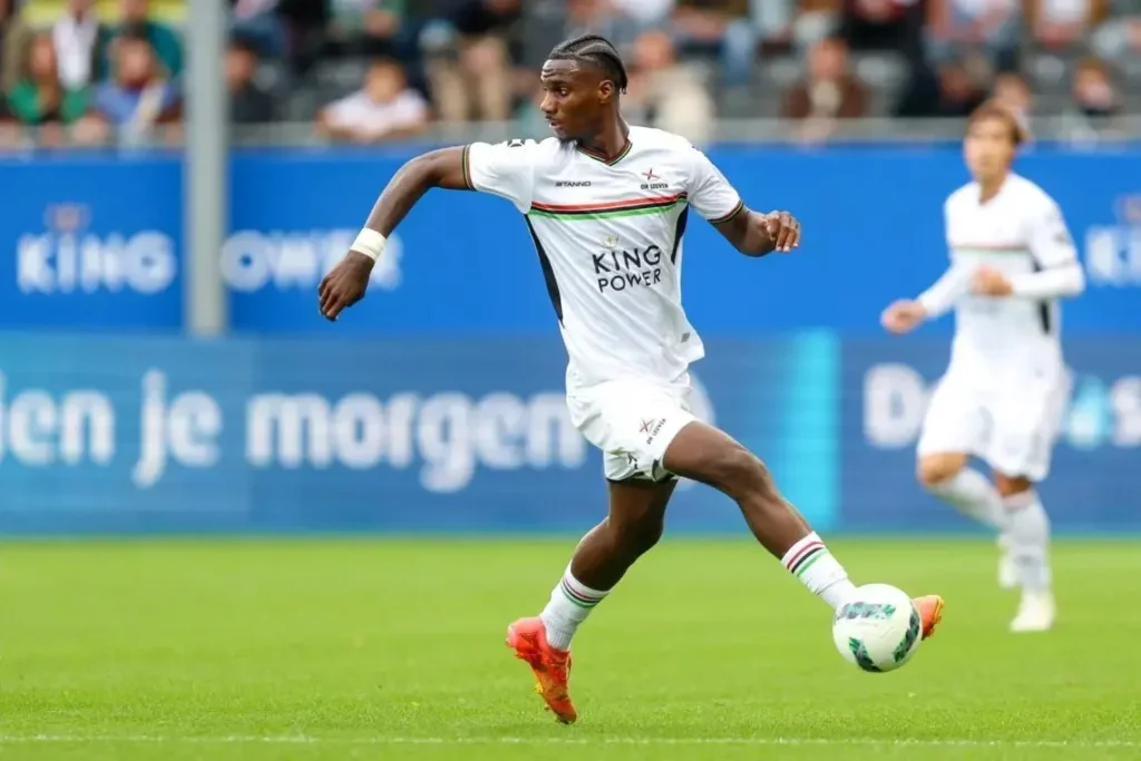 Banzuzi lors d'un match avec l'OH Louvain
